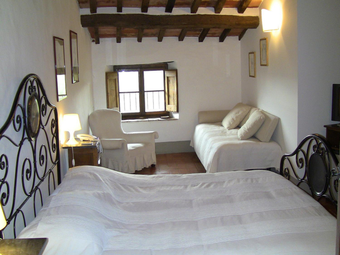 Bedroom 14