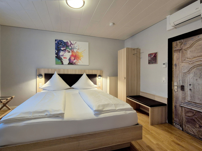 Bedroom 3, Hotel Mäuerle, Lindau (Bodensee)