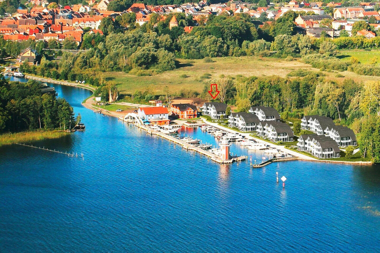 Exterior 2, Reihenhaus in Plau am See mit Terrasse und Balkon, Ludwigslust-Parchim