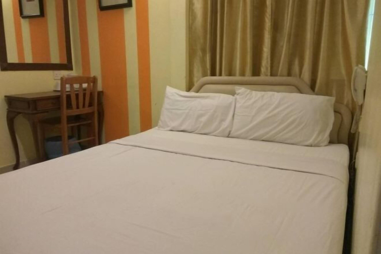 Bedroom 6