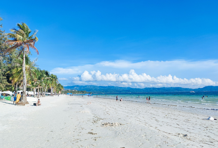 Others 5, RedDoorz @ The Central Inn Boracay Island, Malay