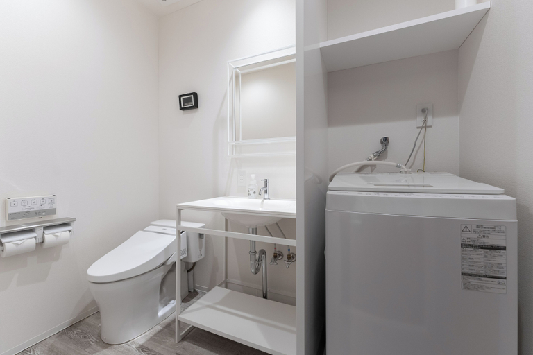 Bathroom 4, Kaname Inn Tatemachi, Kanazawa