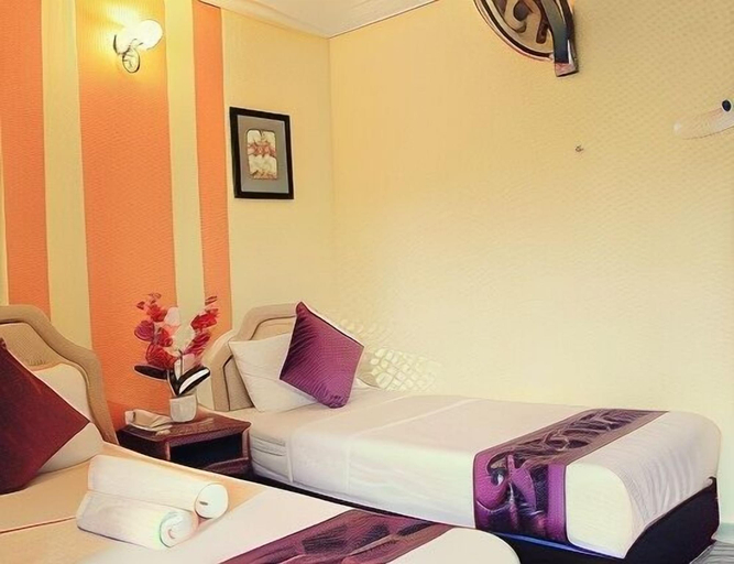 Bedroom 30