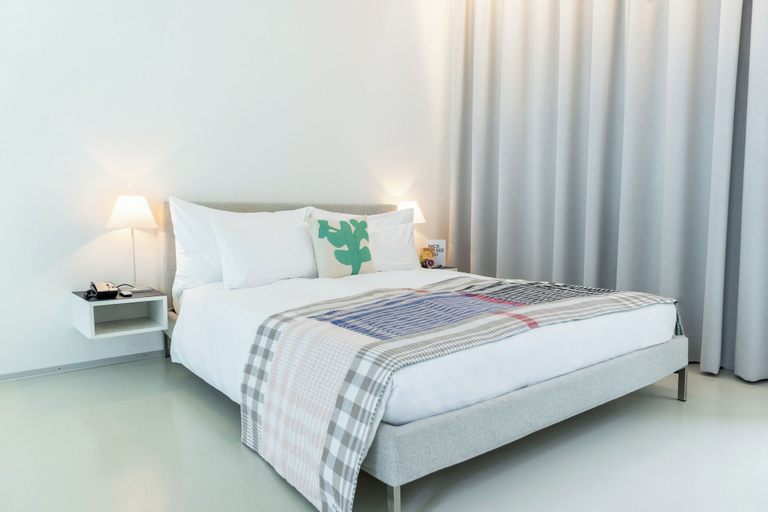 Bedroom 15