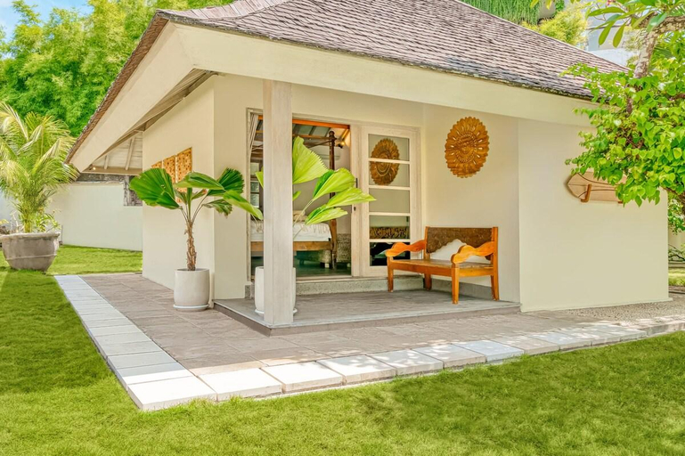 Bedroom 2, Spacious 2 Villas combined, 9 bedrooms, 2 pools, Badung