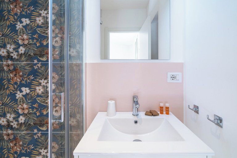 Bathroom 4, Dimore delle Zagare Molo, Syracuse