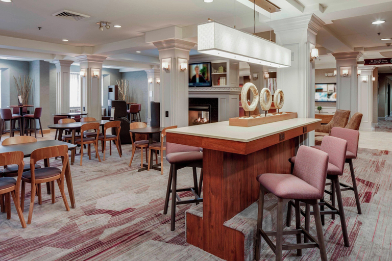 Food & Drinks 5, Courtyard by Marriott Cranbury South Brunswick, Middlesex