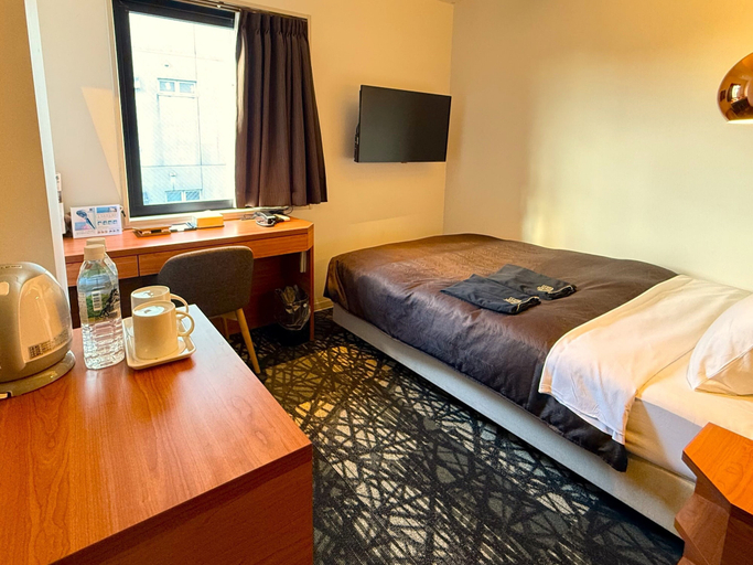 Bedroom 8