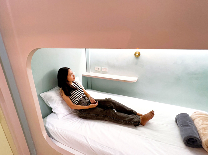 Bedroom 18