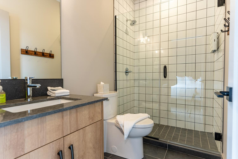 Bathroom 2, Basecamp Suites Revelstoke, Columbia-Shuswap