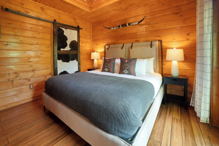 Bedroom 2, Tennessee Blue by Avantstayheart of Pigeon Forge!, Sevier