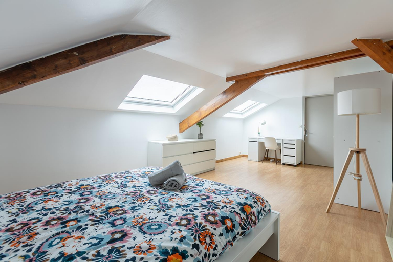 Bedroom 2, Charmant pied-a-terre Parisien, Seine-Saint-Denis