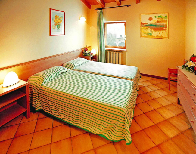 Room 2, Residence La Filanda in Costermano, Verona