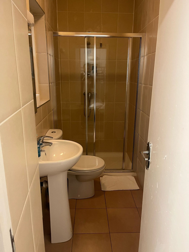 Bathroom 3, Atlas Hostel, London
