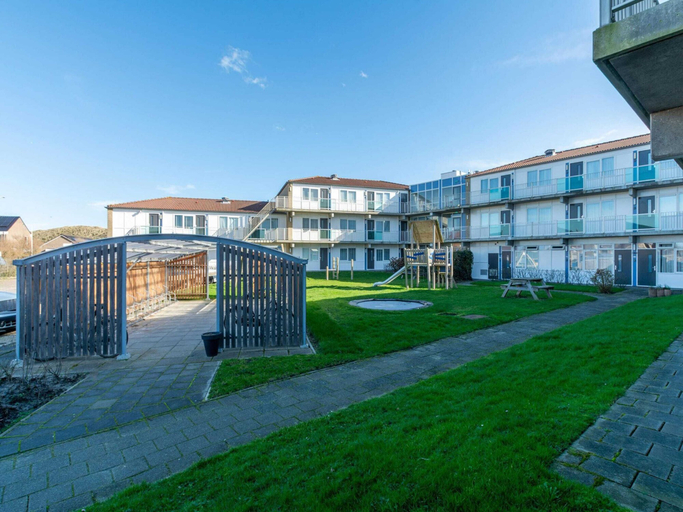 View from property 5, Spacious Holiday Apartment for 4 People, Zijpe