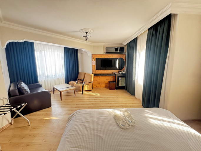 Bedroom 4, Amasra Ceylin Hotel, Amasra