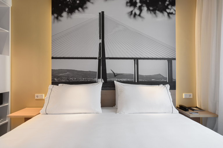 Bedroom 2, Hotel Ikonik Lisboa, Lisbon