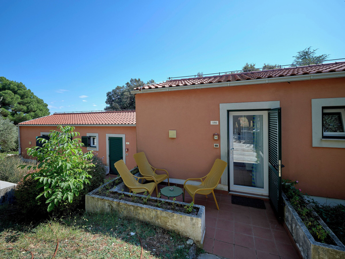 Exterior & Views 2, Naturist Park Koversada Apartments, Vrsar