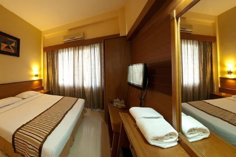 Bedroom 12