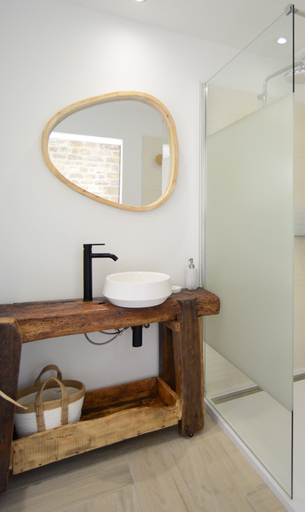 Bathroom, A la clé des champs, Tarn-et-Garonne