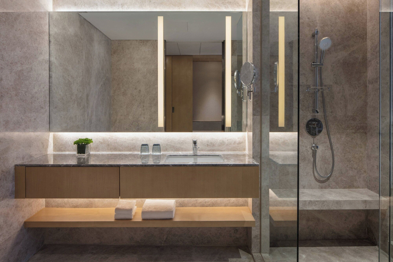 Bathroom 3, Courtyard by Marriott Zhengzhou Airport, Zhengzhou
