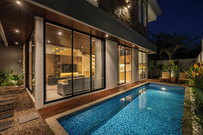 Sport & Beauty 5, Tropical Bliss Villa 9E - 10min to Beach, Badung