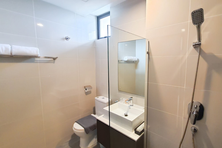 Bathroom 4, The Straits Johor Bahru, Johor Bahru