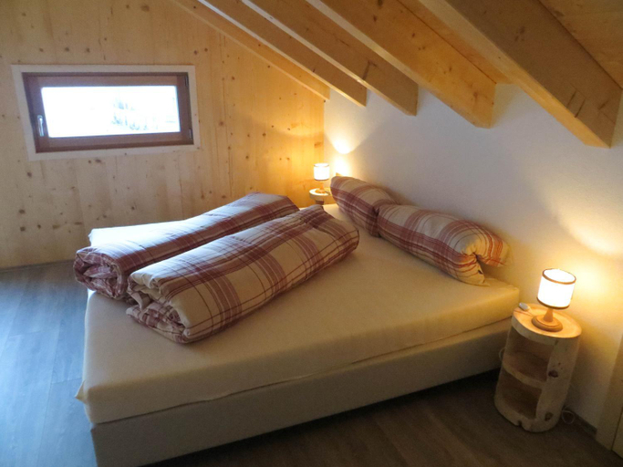 Bedroom 2, Apartments Resi, Bolzano