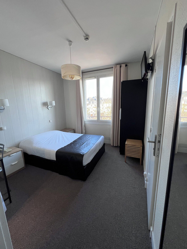 Bedroom 2, Hôtel de L'Univers, Calvados