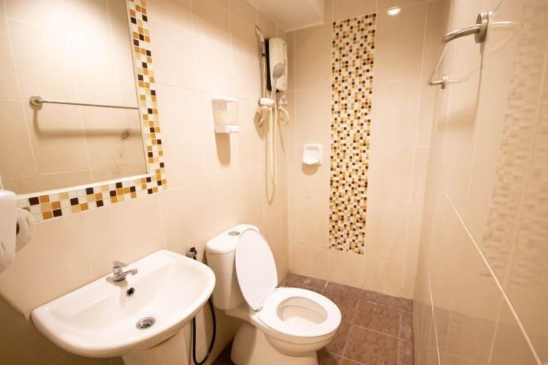 Bathroom 5