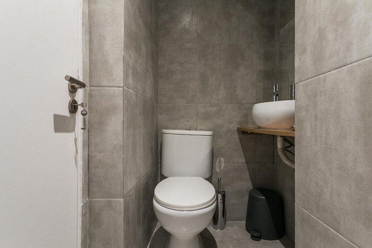 Bathroom 3, Santos Classic by Homing, Lisbon