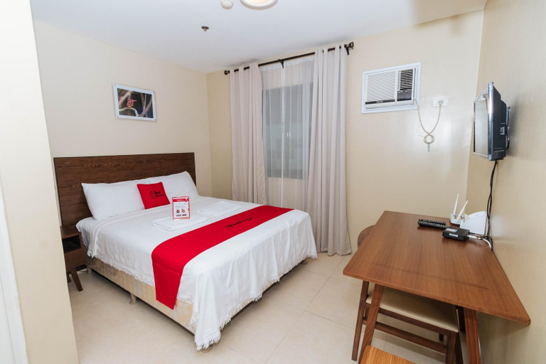 Bedroom 4, RedDoorz near Osmena Highway 1, Makati City