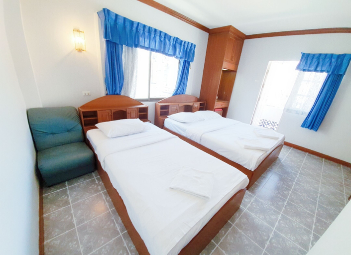 Bedroom 12