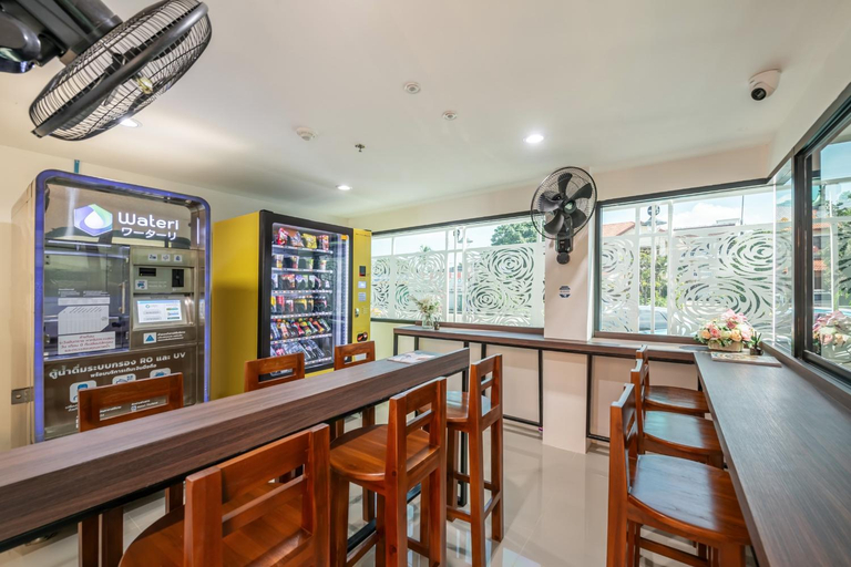 Food & Drinks 5, Panvadee Residence, Pak Kret