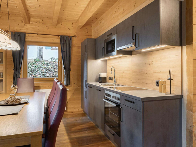 Private kitchen 4, Chalets Almdorf Zillertal, Fugen, Schwaz