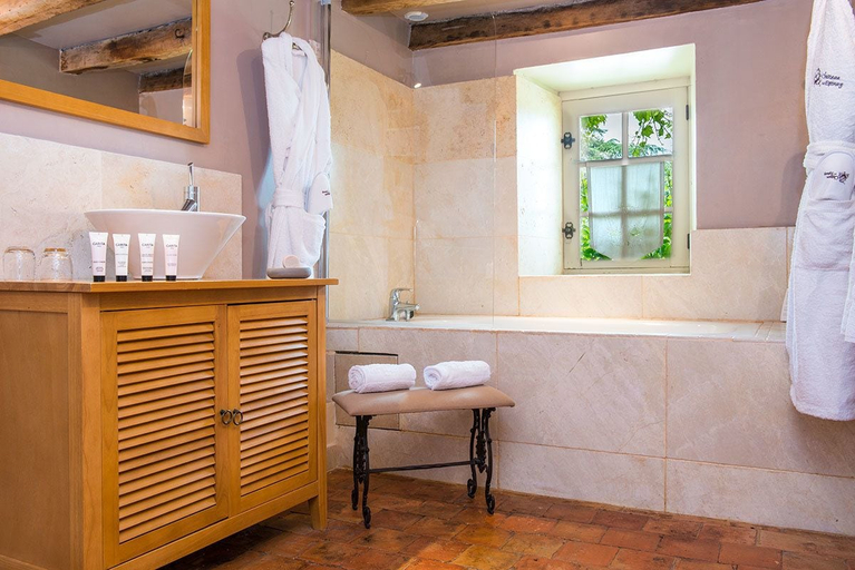 Bathroom 5, Chateau de l'Epinay, Maine-et-Loire