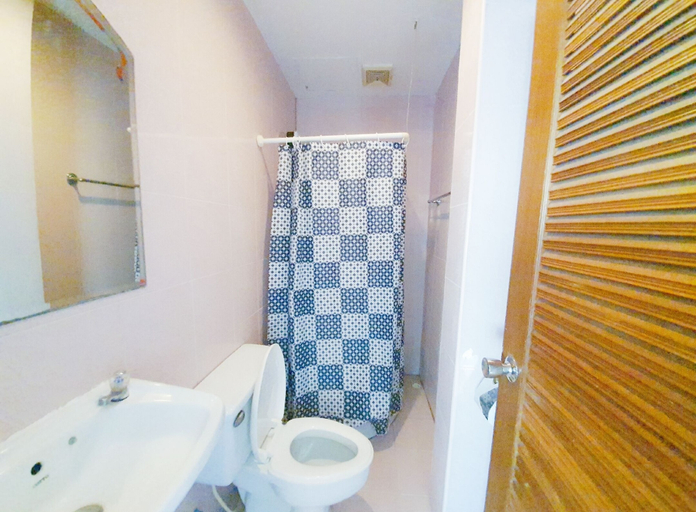Bathroom 4