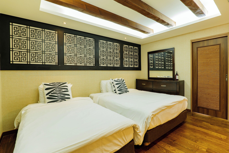Bedroom 3, Hansan Marina Hotel & Resort, Tongyeong