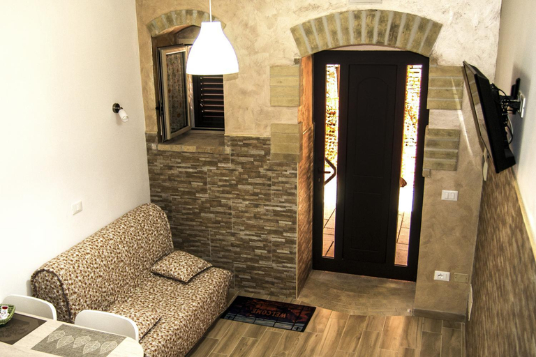 Others 3, Borgo Antico, Campobasso