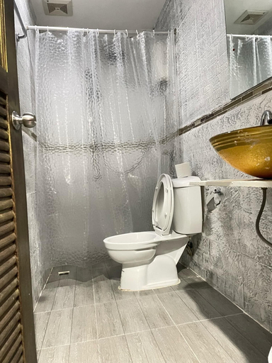 Bathroom 5, The Shades Hotel 50 meter Beach Front, Phuket Island
