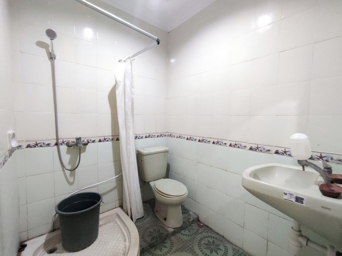 Bathroom 3, Esemka Hotel and Convention Kotabumi, North Lampung