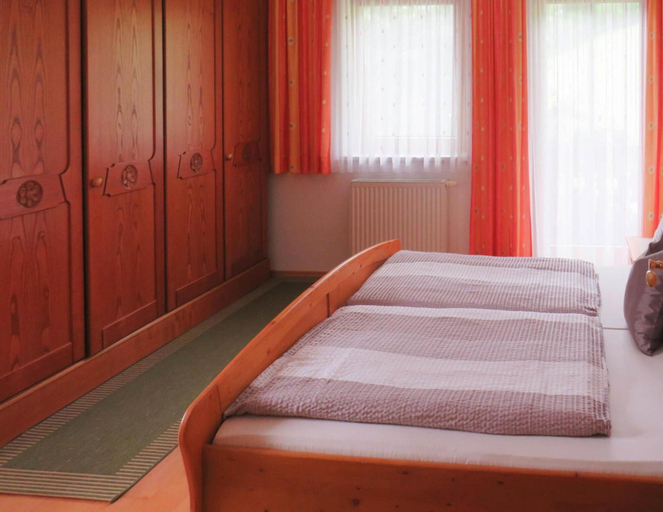 Room 4, Holiday Home in Fugenberg Near Spieljochbahn, Schwaz