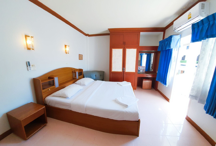 Bedroom 14