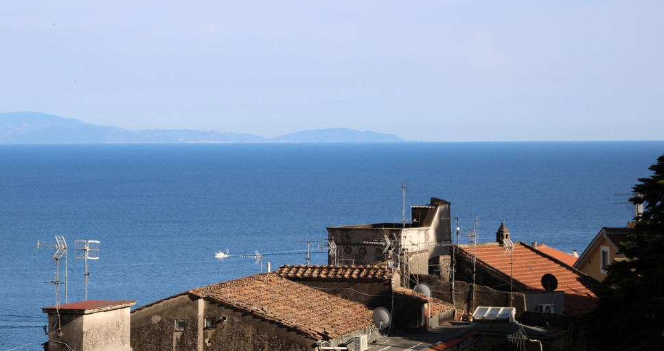 Others 4, Frida Luxury B&B, Salerno