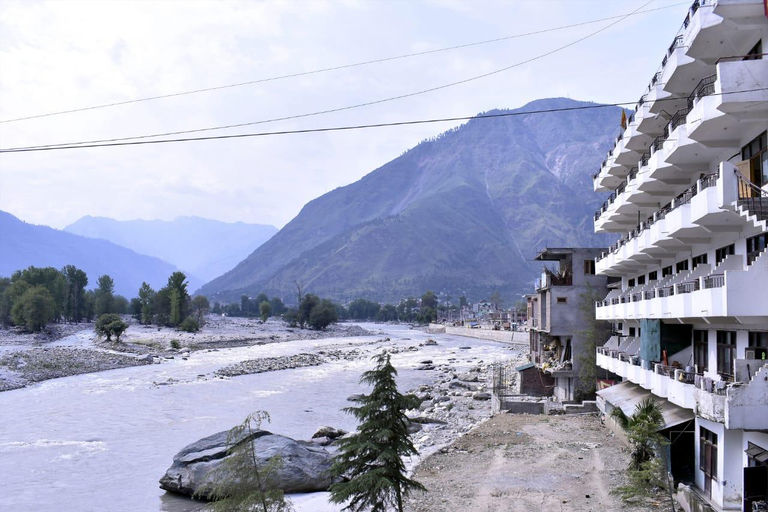 Others 2, Hotel Silverface, Kullu