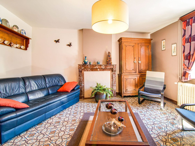 Others 5, Plush Holiday Home in Matagne-La-Petite with Private Garden, Namur