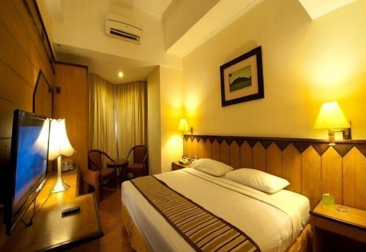 Bedroom 16