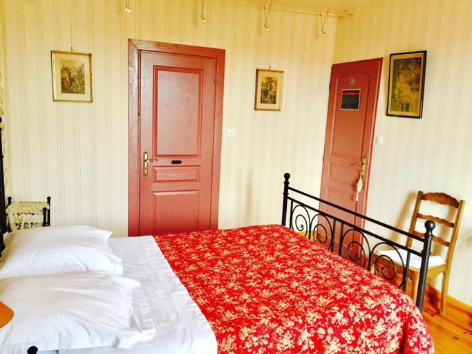Bedroom 2, Aux Caprices des Dieux, Deux-Sèvres