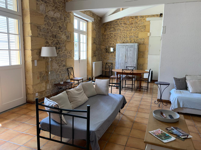 Others 4, Domaine de Bellevue, Gironde