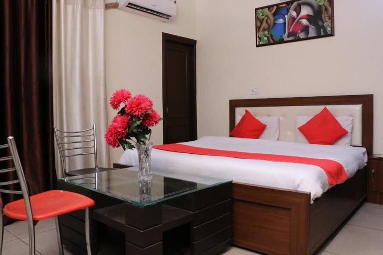 Bedroom 4, GAURAV RESORTS AND APARTMENT, Panchkula